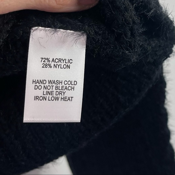 NWT Lulu’s Sweater Pointelle Pullover Black Sweater Size Small - Picture 4 of 5